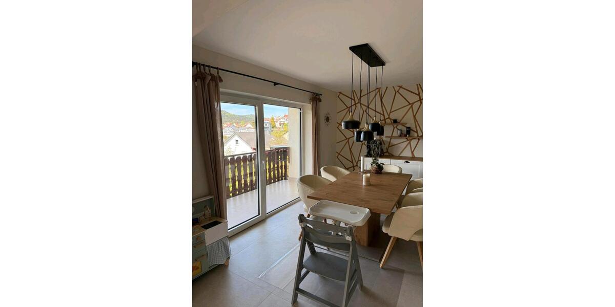 Einfamilienhaus Albstadt Gemarkung Onstmettingen - 9 Zimmer, 220 m&sup2;, 628.000&euro; | Angebot:26889304