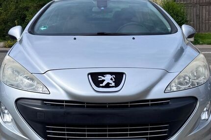 Peugeot 308 174.601 km 1.999 &euro; Ofterdingen 72131