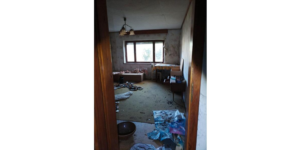 Einfamilienhaus Südliches Anhalt - 5 Zimmer, 240 m&sup2;, 24.500&euro; | Angebot:27534630