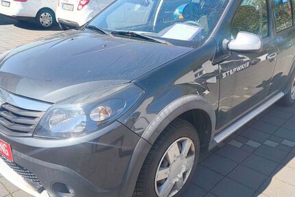 Dacia Sandero 128.761 km 5.490 &euro; Fulda 36043