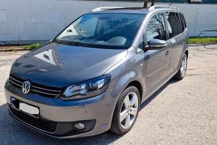 VW Touran 192.000 km 9.990 &euro; Geretsried 82538