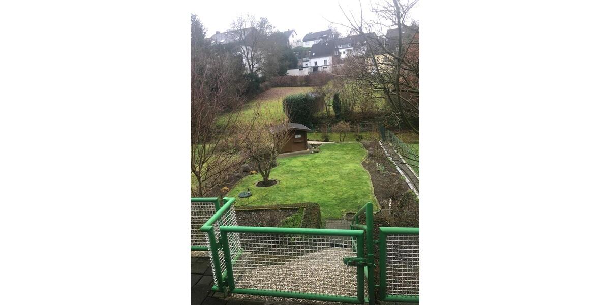 Doppelhaushälfte in Siegen mit ELW 6 zimmer