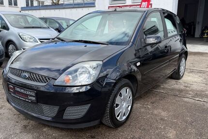 Ford Fiesta 103.000 km 3.450 &euro; Lage 32791