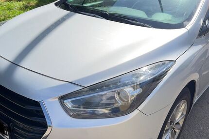 Hyundai i40 112.000 km 9.950 &euro; Hamburg 22145