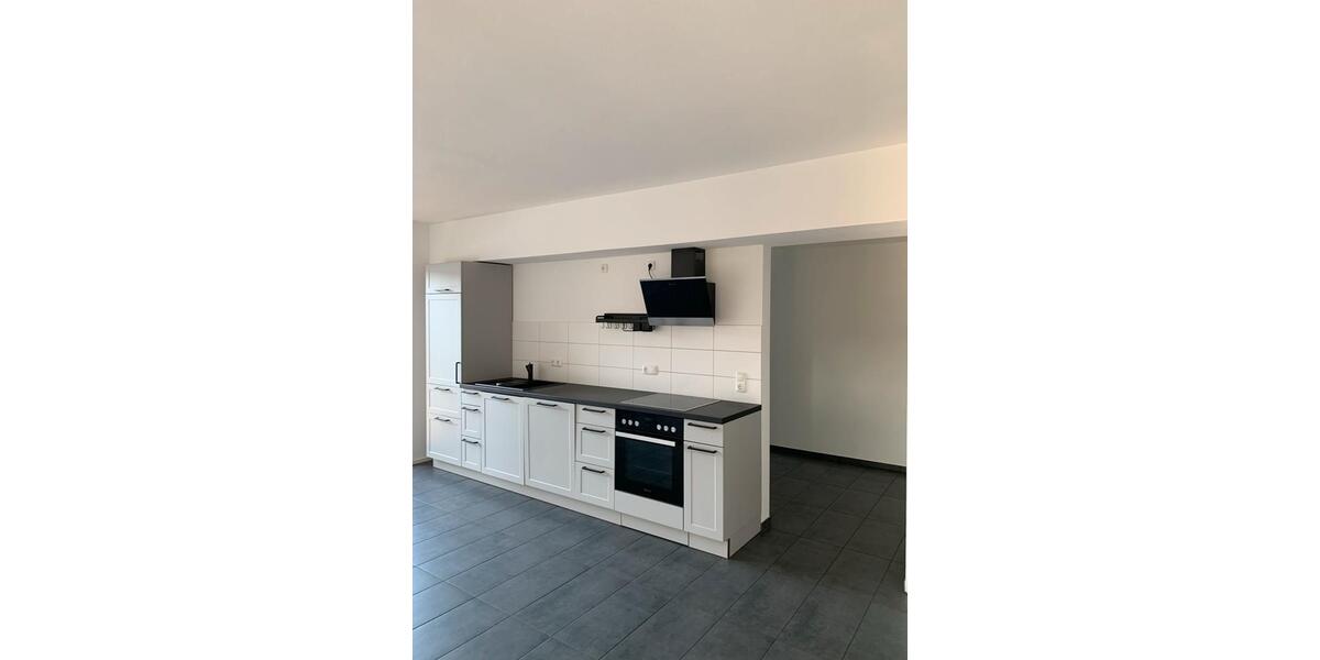 Erdgeschoßwohnung Söchtenau - 3 Zimmer, 95 m&sup2;, 1.400&euro; | Angebot:25362797