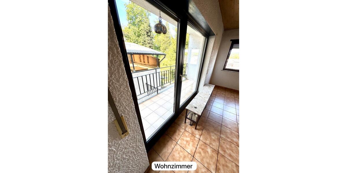 Erdgeschoßwohnung Saarbrücken West - 4 Zimmer, 80 m&sup2;, 825&euro; | Angebot:26407085