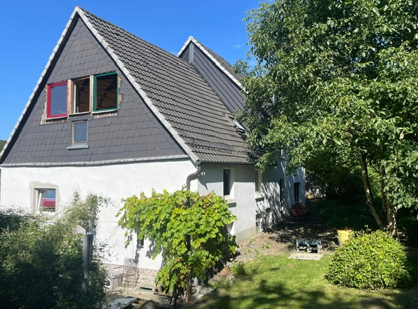 Haus zum Kaufen in Hemer 324.000 € 224 m²