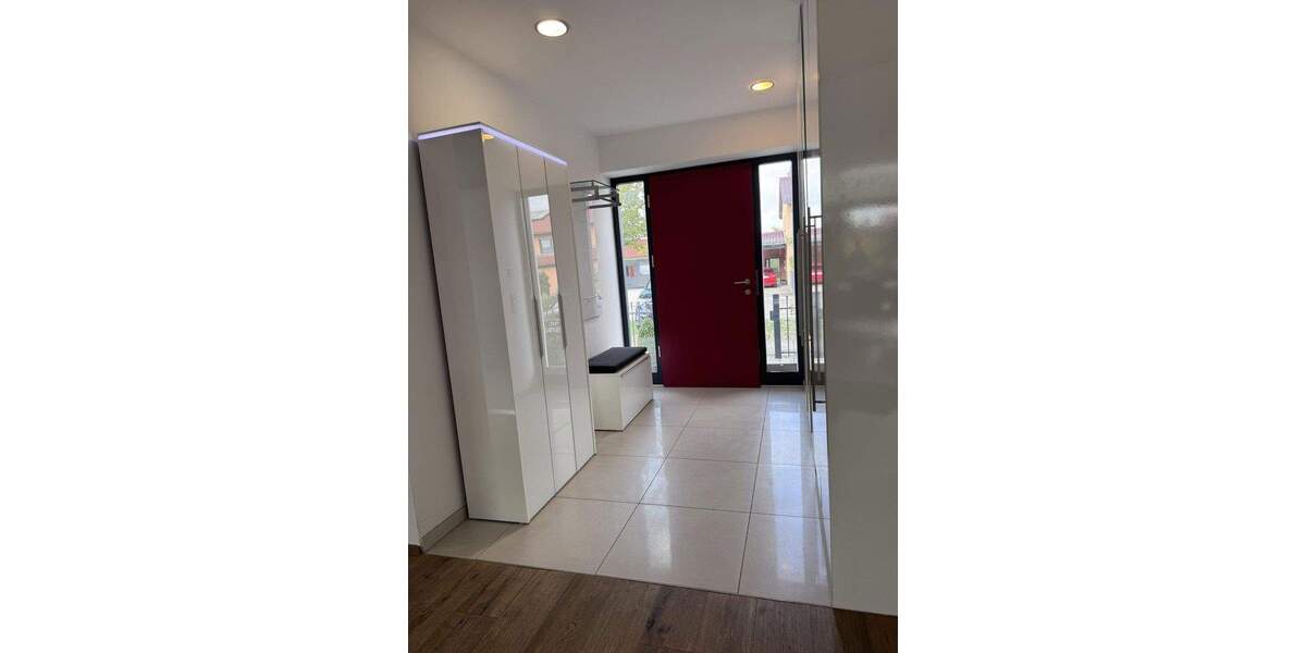 Einfamilienhaus Hilpoltstein - 7 Zimmer, 165 m&sup2;, 1.069.000&euro; | Angebot:25748735