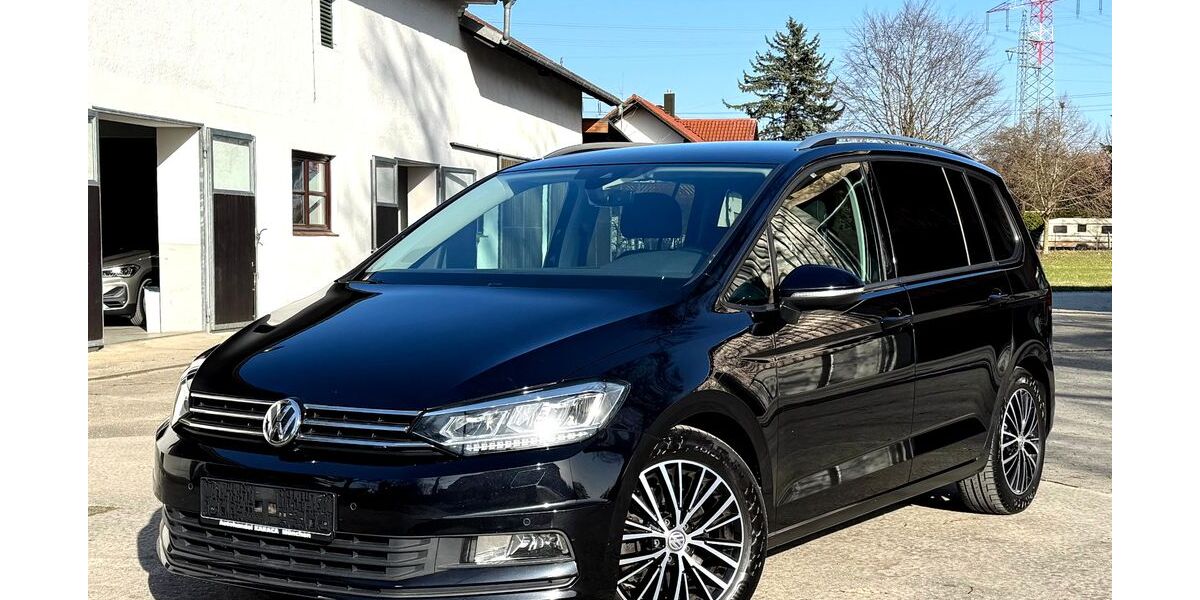 VW Touran 106.000 km 19.290 &euro; München 80992