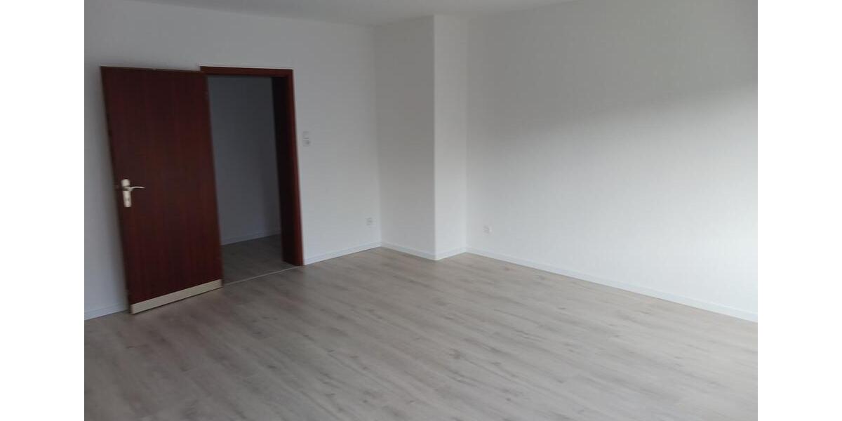 Erdgeschoßwohnung Bad Oeynhausen Dehme - 3 Zimmer, 72 m&sup2;, 590&euro; | Angebot:25574474