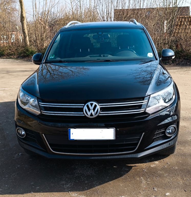 VW Tiguan 143.000 km 10.500 € Sandesneben 23898