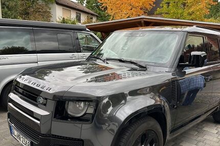 Land Rover Defender 10.900 km 82.900 &euro; Rösrath 51503