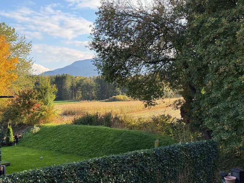 Wohnung zum Kaufen in Grabenstätt 610.000 € 112 m² 3 zimmer