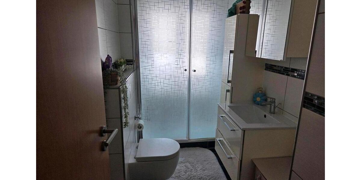 Doppelhaushälfte Villingen-Schwenningen Schwenningen - 8 Zimmer, 164 m&sup2;, 415.000&euro; | Angebot:26374778