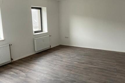 Wohnung Dillingen (Saar) - 2.5 Zimmer, 65 m&sup2;, 550&euro; | Angebot:25539829