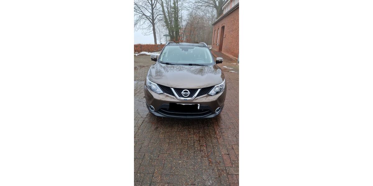 Nissan Qashqai 119.000 km 8.700 &euro; Uplengen 26670