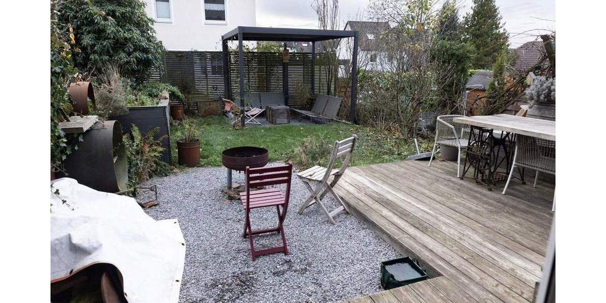 Reihenmittelhaus Wuppertal Elberfeld - 5 Zimmer, 118 m&sup2;, 399.000&euro; | Angebot:23879180