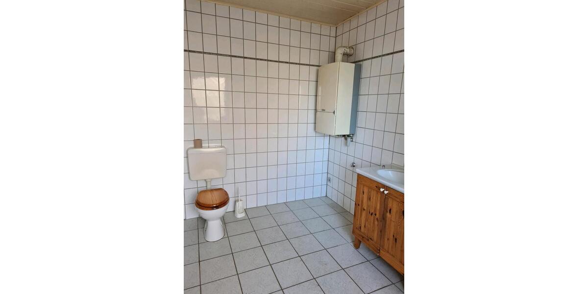 Einfamilienhaus Witzenhausen Dohrenbach - 6 Zimmer, 150 m&sup2;, 110.000&euro; | Angebot:25175151