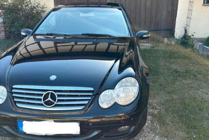 Mercedes-Benz 220 338.754 km 1.850 &euro; Allmendingen 89604