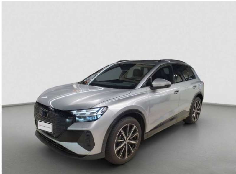 Audi e-tron 7.465 km 44.430 € Rottweil 78628