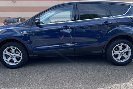 Ford Kuga 94.500 km 9.000 &euro; Brücken 66904