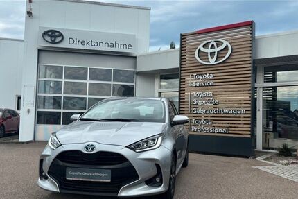 Toyota Yaris 12.200 km 20.890 &euro; Tapfheim 86660