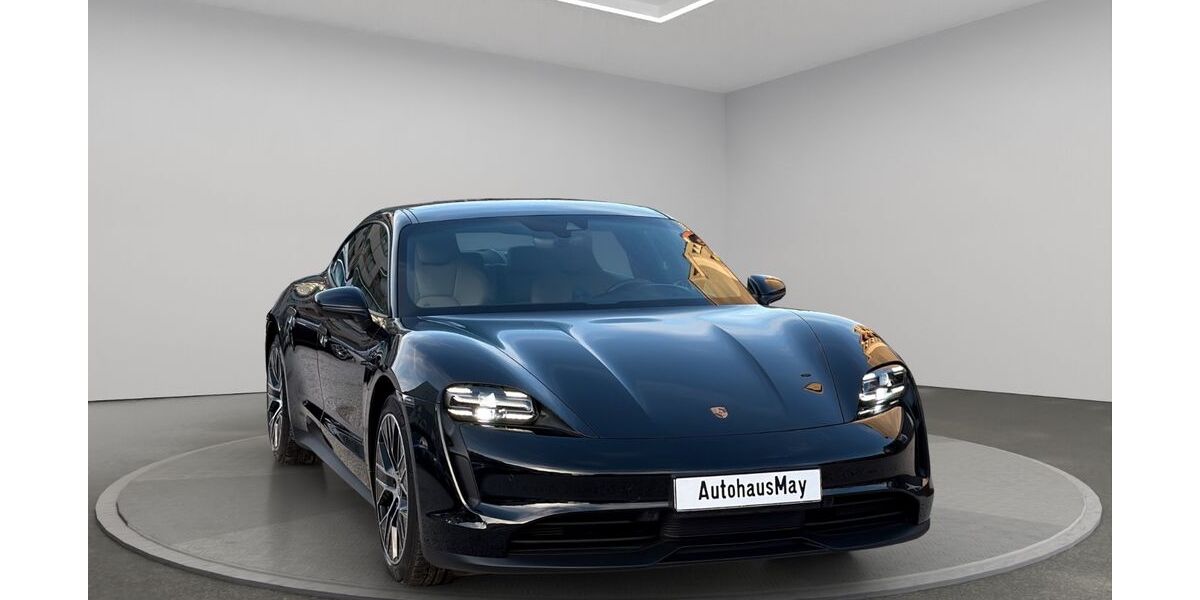 Porsche Taycan 7.950 km 68.950 &euro; Köln 50674