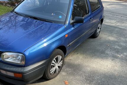 VW Golf 114.000 km 2.000 &euro; Nienburg 31582
