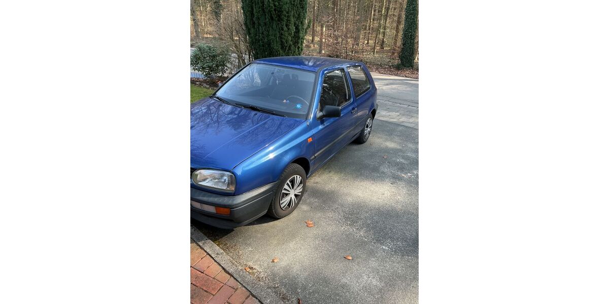 VW Golf 114.000 km 2.000 &euro; Nienburg 31582