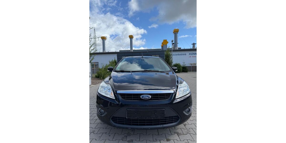Ford Focus 220.300 km 3.300 &euro; Cloppenburg 49661