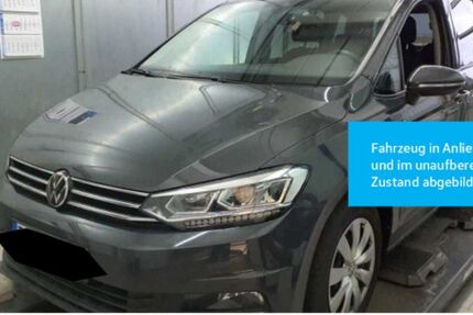 VW Touran 128.709 km 21.930 &euro; Stuttgart-Wangen 70188