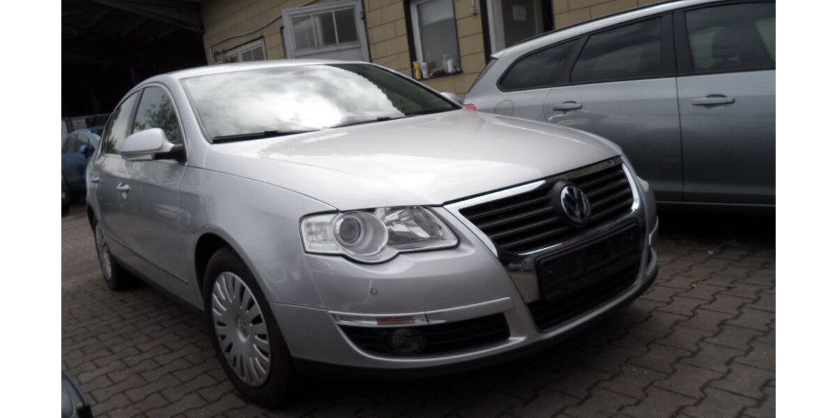 VW Passat 173.044 km 2.999 &euro; Regensburg 93055