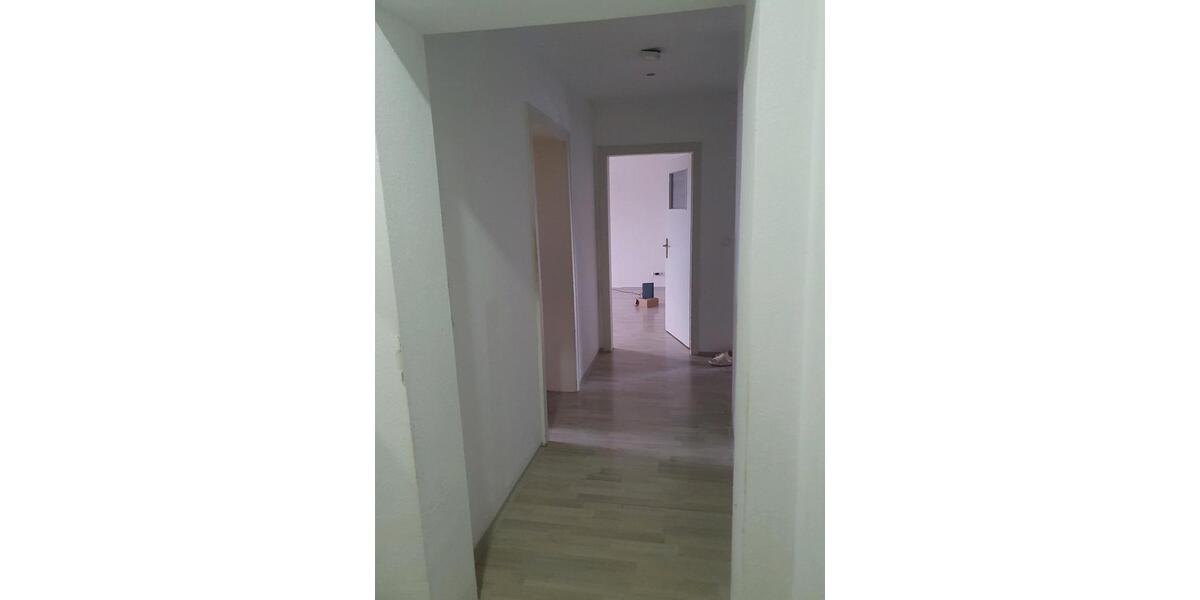 Dachgeschoßwohnung Mülheim an der Ruhr Rechtsruhr-Nord - 3.5 Zimmer, 79 m&sup2;, 610&euro; | Angebot:24494000