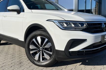 VW Tiguan 129.500 km 20.990 &euro; Coesfeld 48653