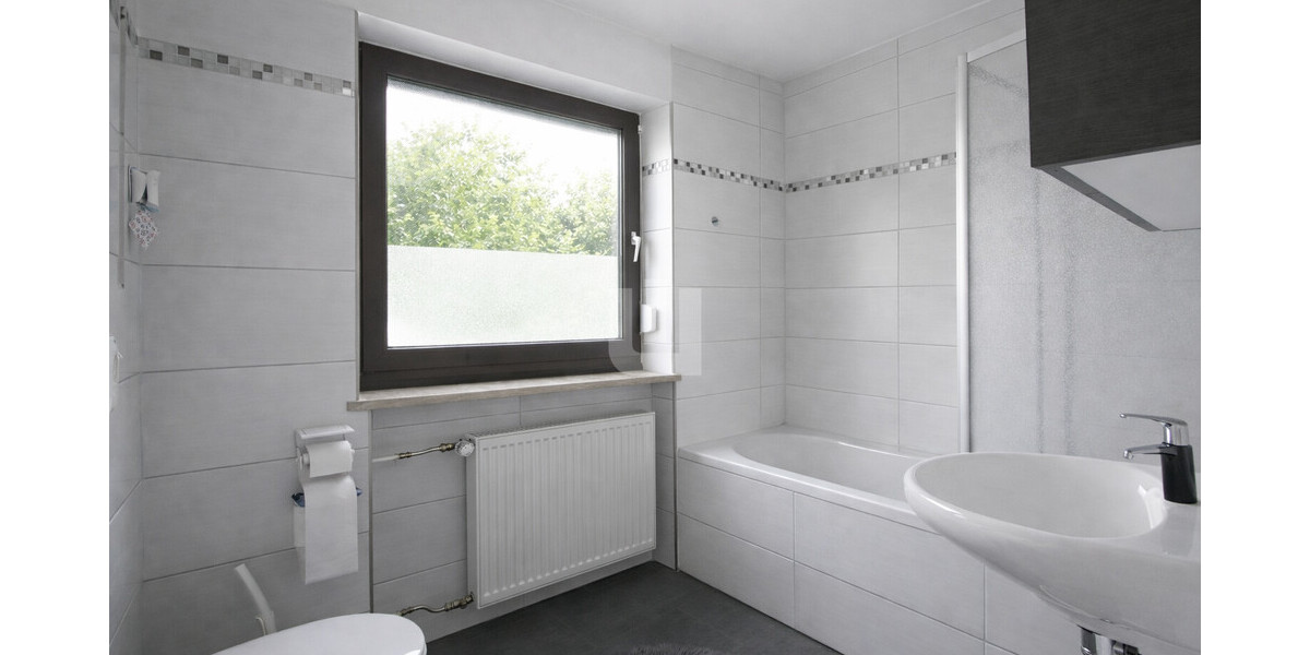 WINDISCH IMMOBILIEN - Renoviertes Reihenmittelhaus in Ortsrandlage von Puchheim 5 zimmer