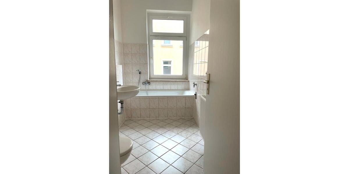 Etagenwohnung Sebnitz - 3 Zimmer, 63 m&sup2;, 410&euro; | Angebot:26367303