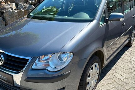 VW Touran 248.000 km 2.499 &euro; Olpe 57462
