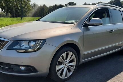 Skoda Superb 419.000 km 6.990 € Dresden 01259