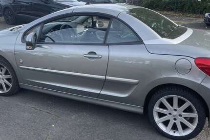 Peugeot 207 92.400 km 4.800 &euro; Bonn 53123