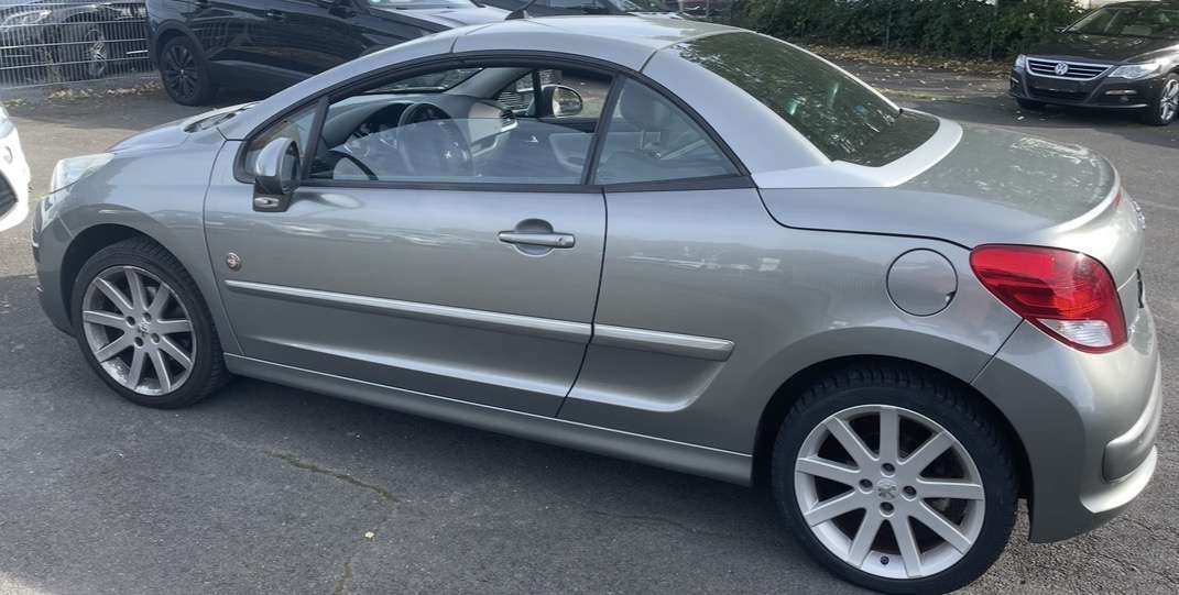 Peugeot 207 92.400 km 4.800 &euro; Bonn 53123