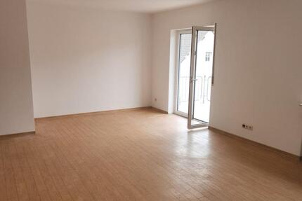 Wohnung Nohfelden - 3 Zimmer, 90 m&sup2;, 954&euro; | Angebot:25361020