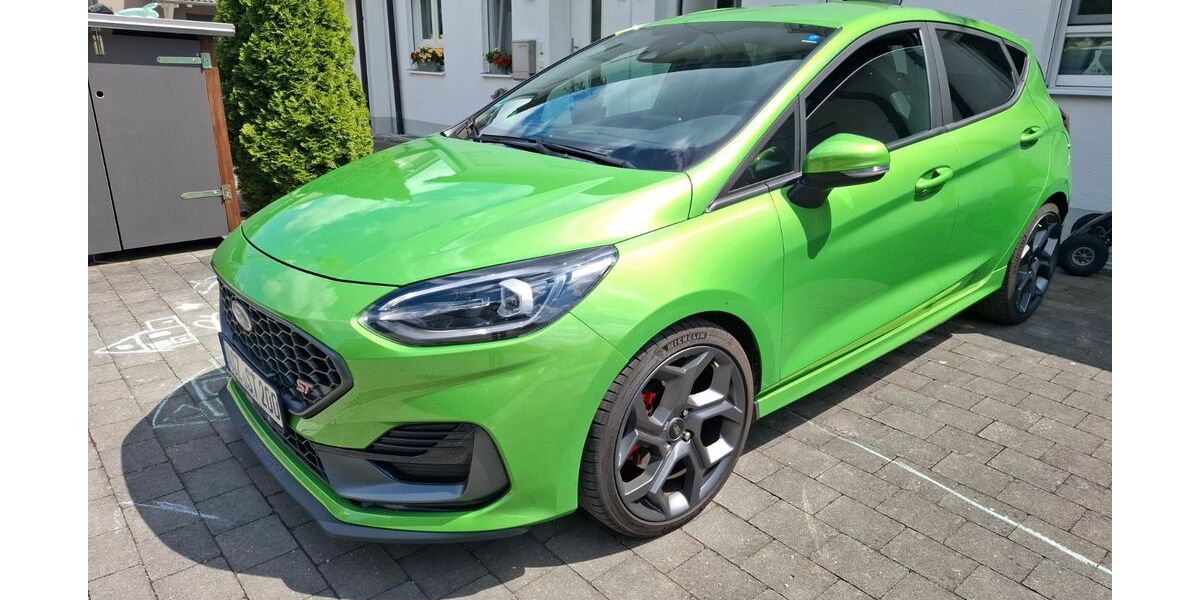 Ford Fiesta 22.000 km 22.999 &euro; Geisenhausen 84144