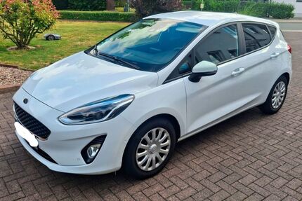 Ford Fiesta 130.000 km 5.900 &euro; Bad Wünnenberg 33181