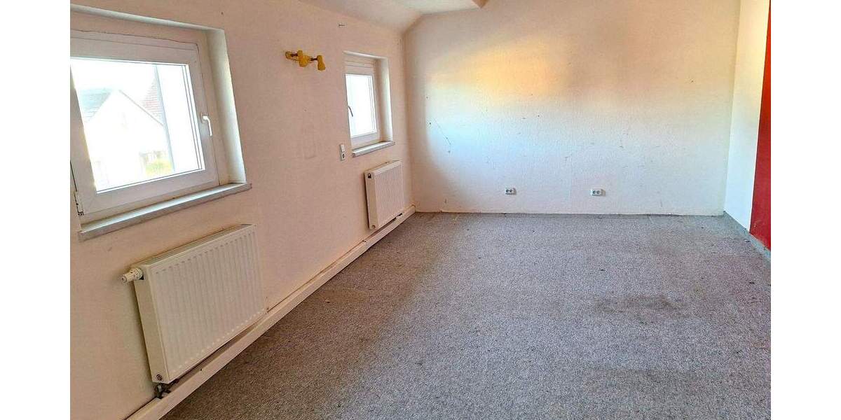 Reihenmittelhaus Forst (Lausitz) Forst-Stadt - 4 Zimmer, 110 m&sup2;, 145.000&euro; | Angebot:24726263