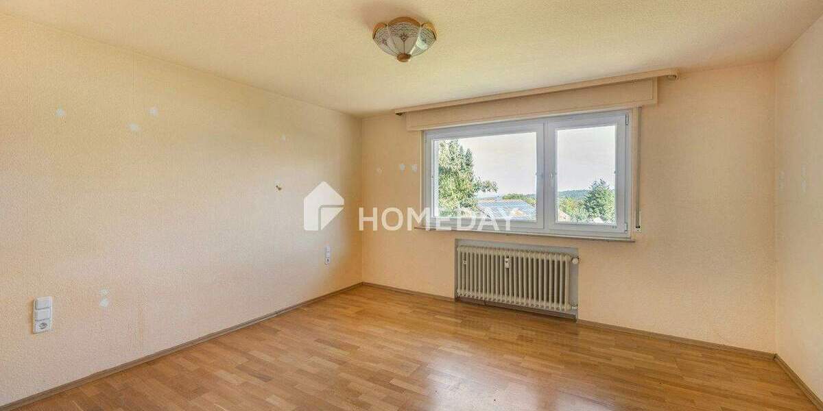 Mehrfamilienhaus, Wohnhaus Pforzheim Büchenbronn - 9 Zimmer, 335 m&sup2;, 849.000&euro; | Angebot:25471647