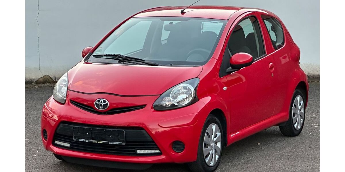 Toyota Aygo (X) 222.000 km 1.999 &euro; Völklingen 66333