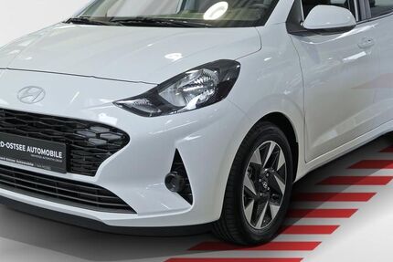 Hyundai i10 1.500 km 16.960 &euro; Husum 25813