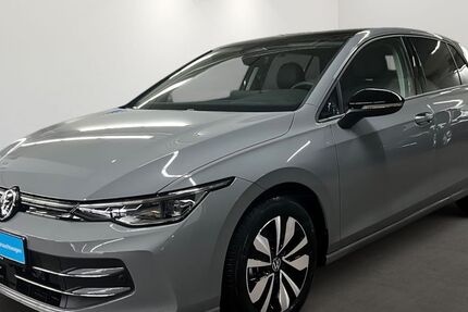 VW Golf 2.761 km 27.490 &euro; Kaiserslautern 67663