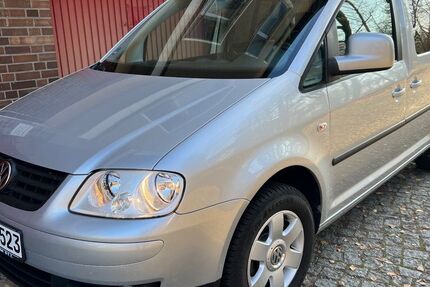 VW Caddy 48.869 km 17.900 &euro; Berlin 13405
