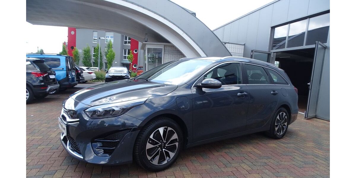 Kia ceed Sportswagon 75.549 km 17.990 &euro; Hofgeismar 34369